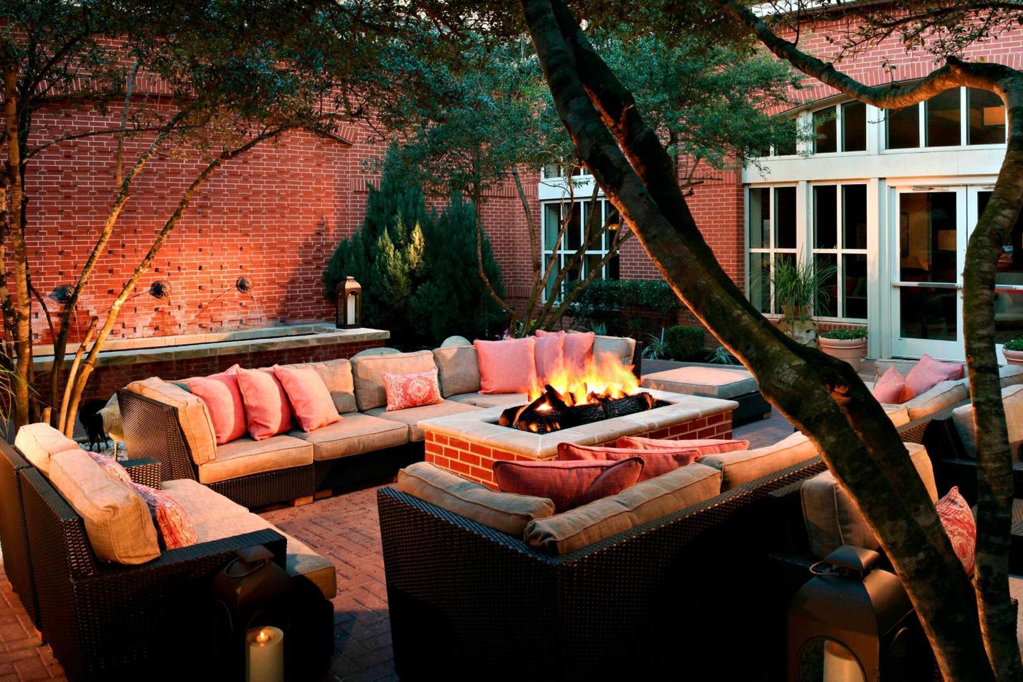 Houston Marriott Sugar Land Hotel Exterior photo