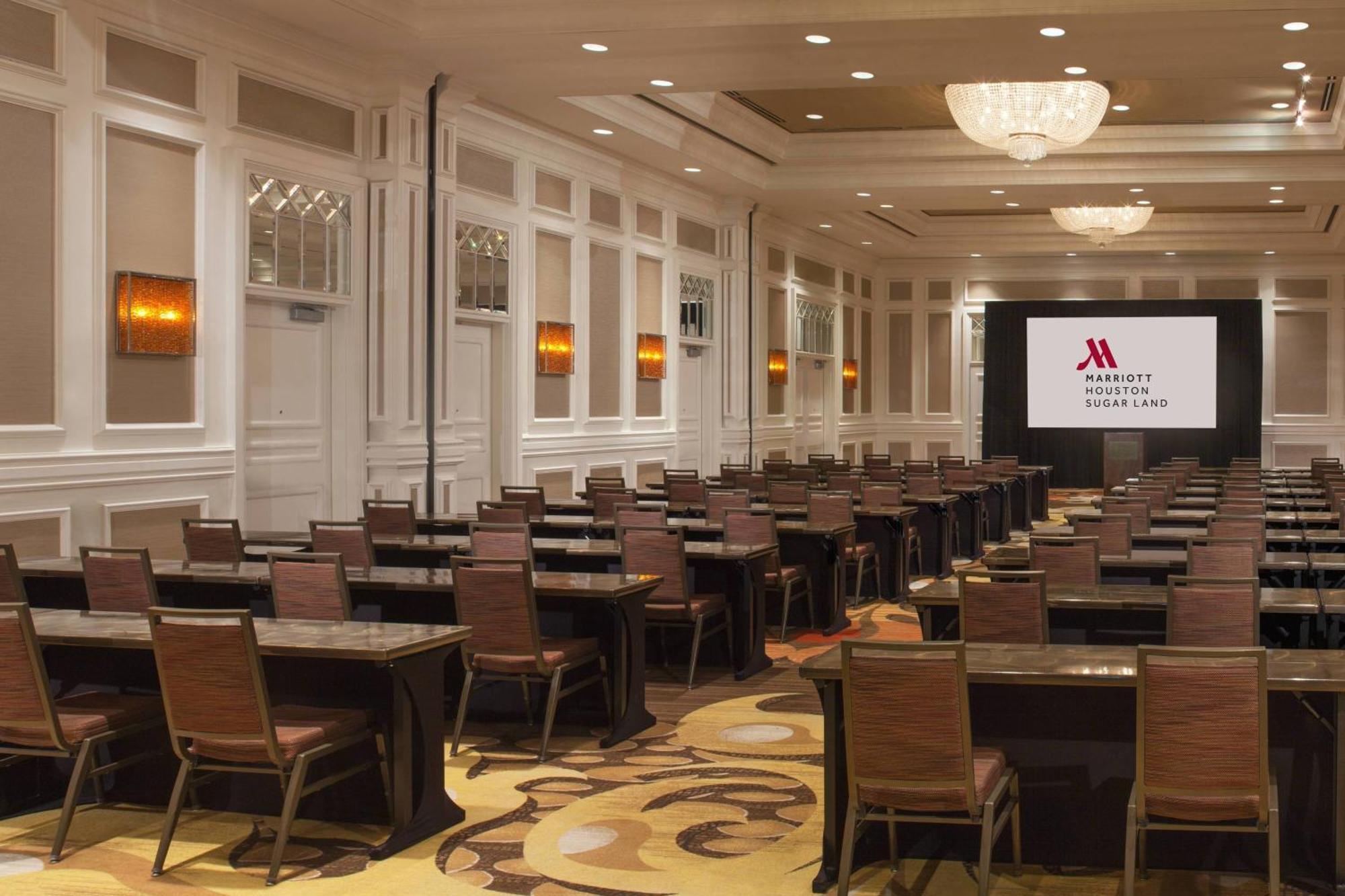 Houston Marriott Sugar Land Hotel Exterior photo